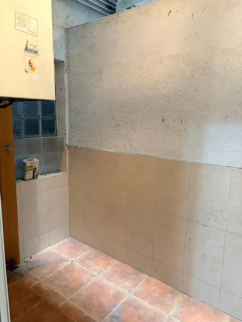 Baño de Piso en venta en Badalona con Calefacción