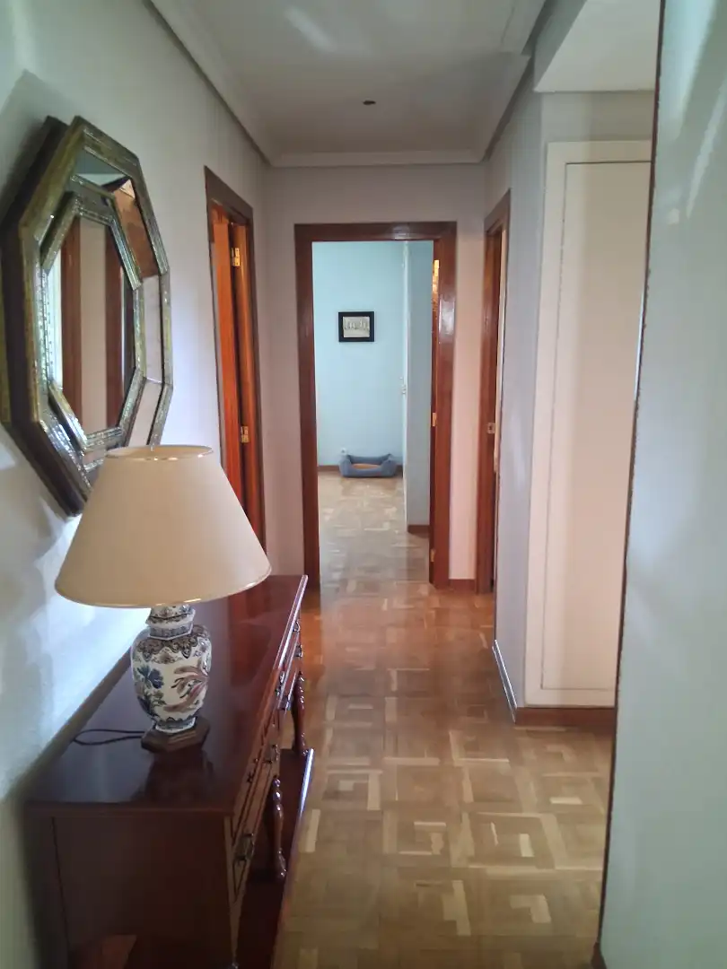 Wohnung zum Verkauf in Madrid mit Heizung, Parkett und Ofen