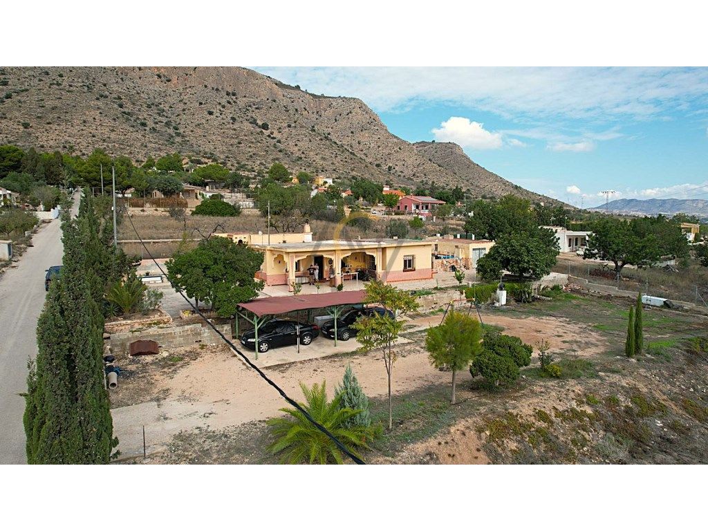 Exterior view of Country house for sale in Hondón de las Nieves / El Fondó de les Neus  with Private garden, Terrace and Swimming Pool