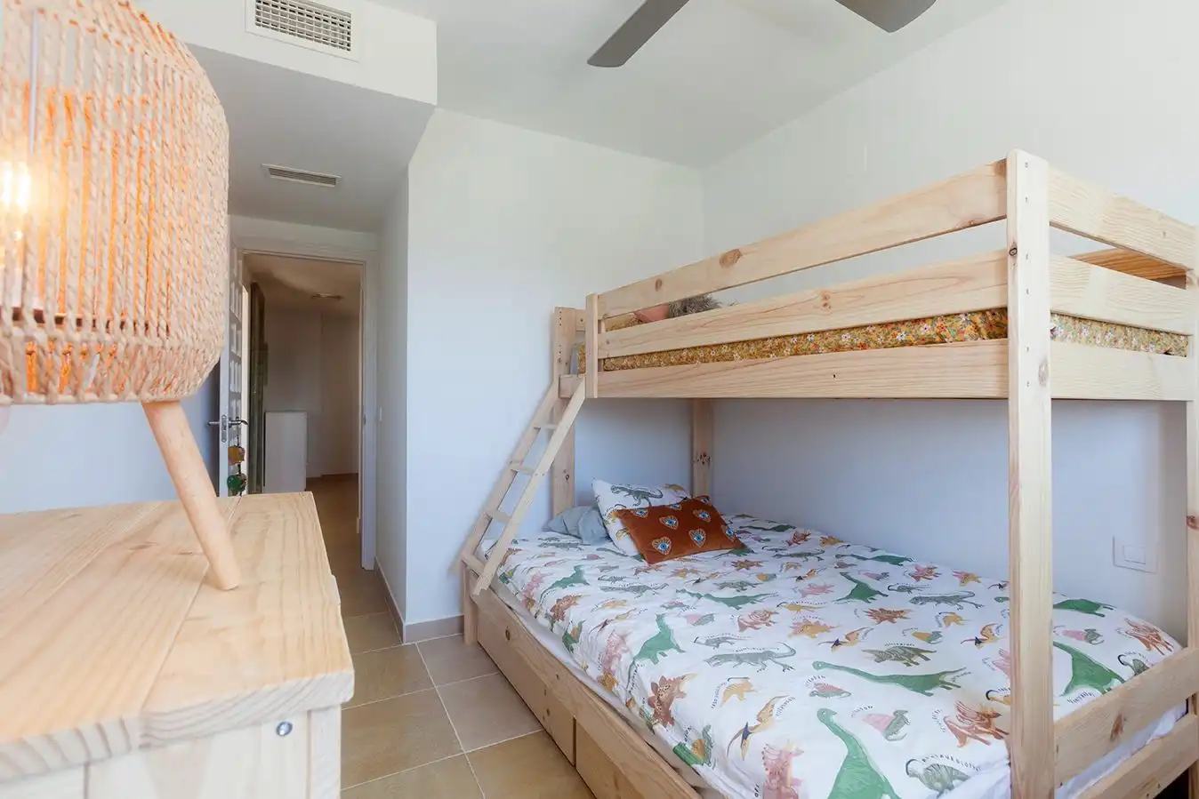 Habitación de Casa adosada en venta en Tarifa con Aire acondicionado, Calefacción y Jardín privado