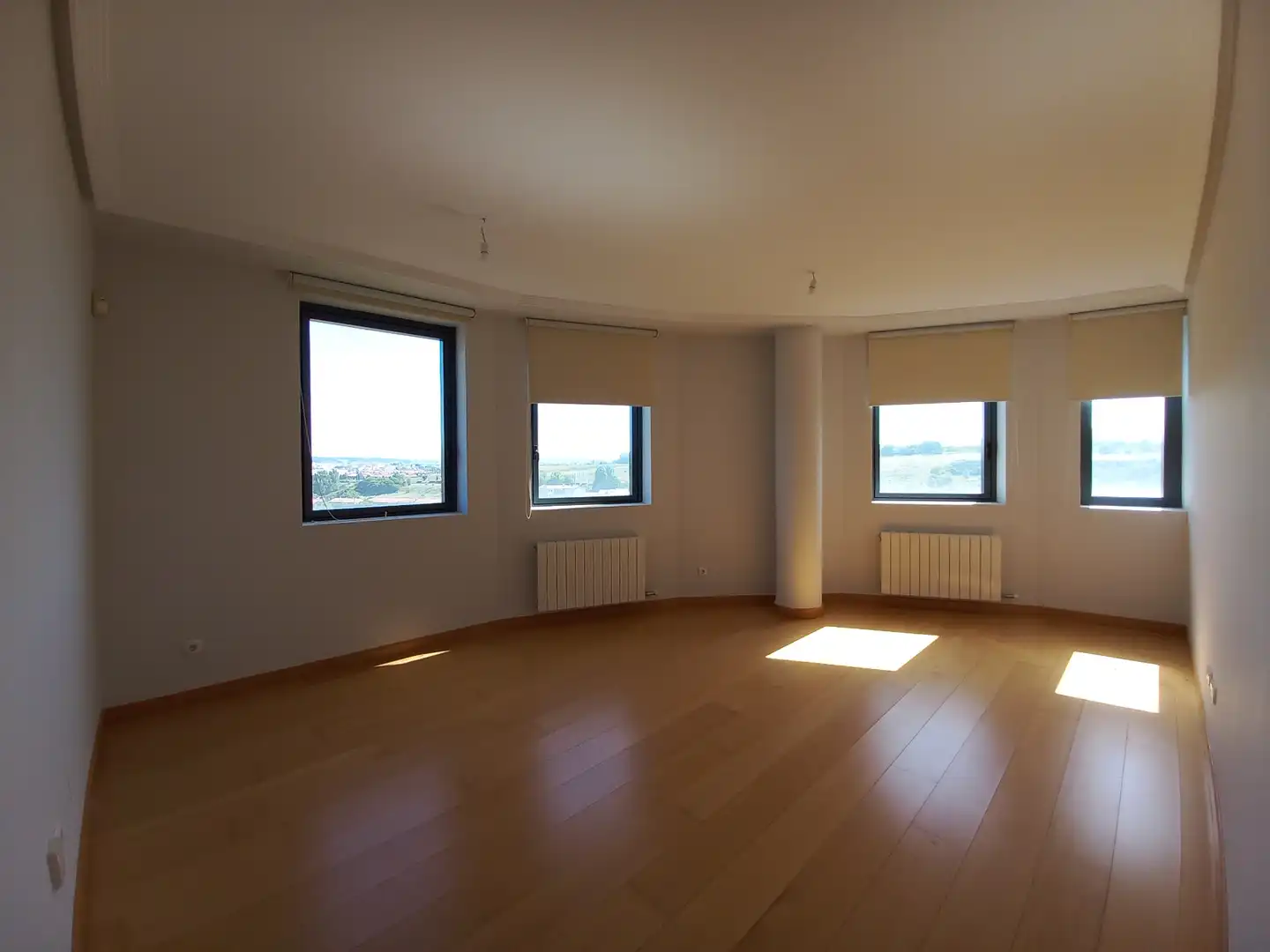 Living room of Flat for rent in Burgos  with Heating and Storage room