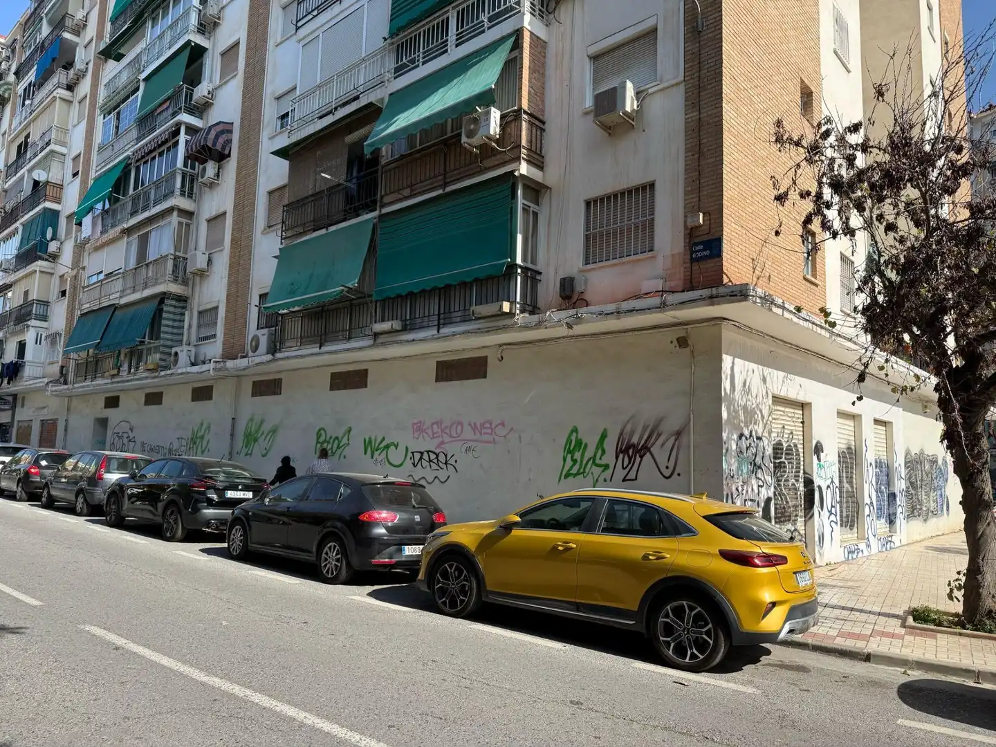 Buildings for sale in Plaza CONDE DE FERRERIA, Martiricos - La Roca - La Rosaleda