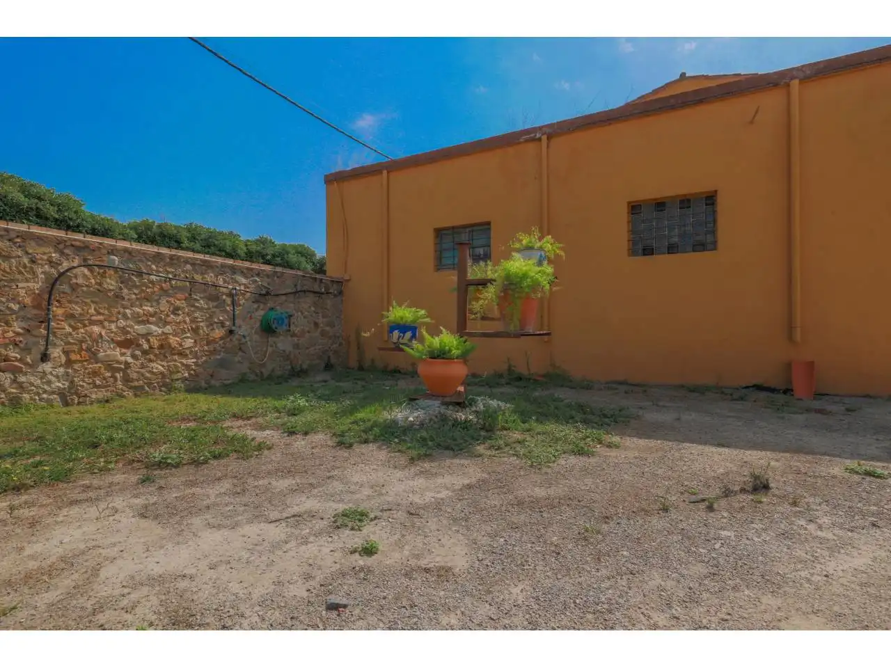 Country homes for sale in Verges  with Air Conditioner, Private garden and Terrace