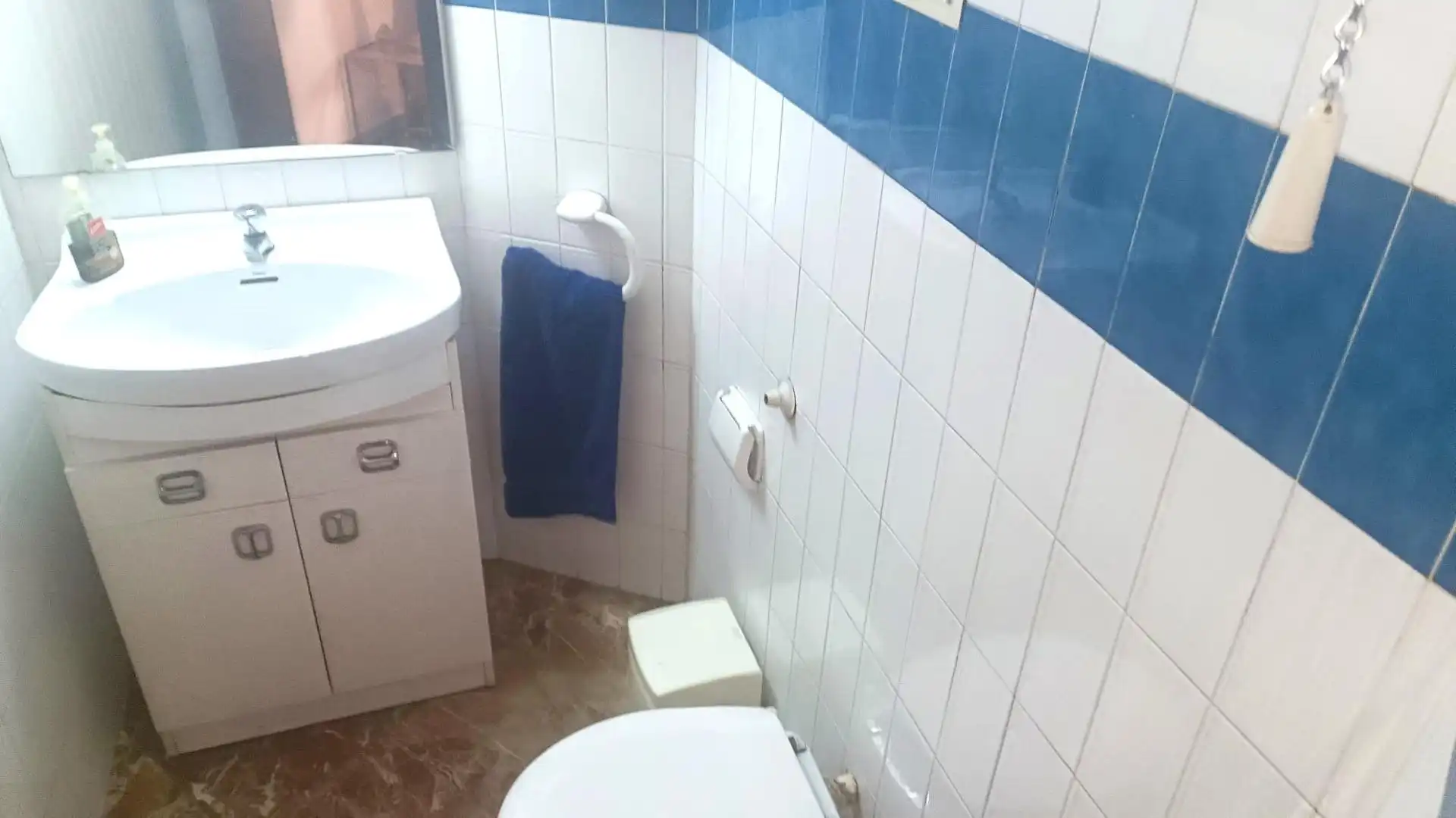 Badezimmer von Wohnung zum Verkauf in Terrassa mit Terrasse und Balkon
