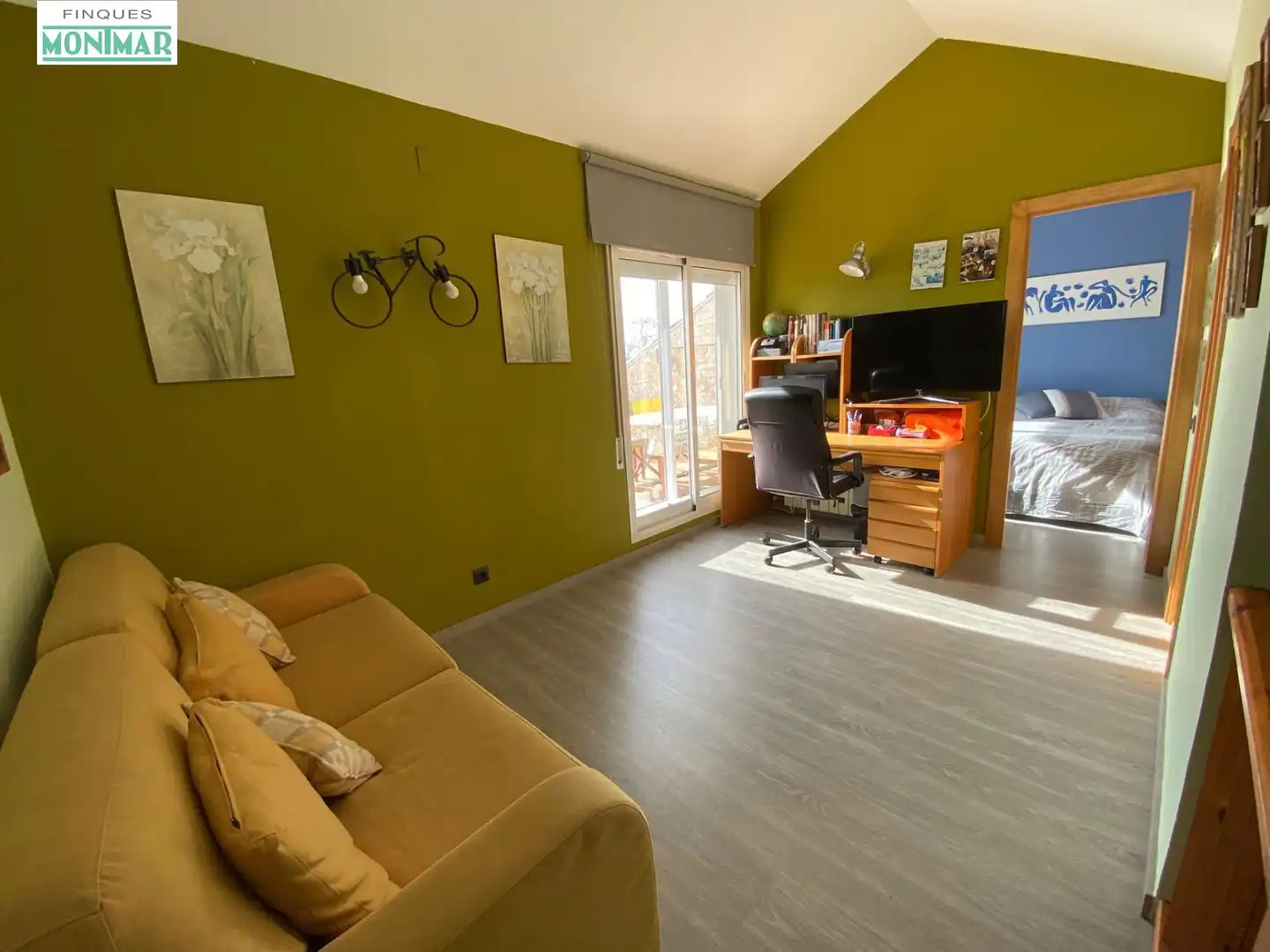Living room of Attic for sale in Sant Pere de Ribes  with Heating, Private garden and Parquet flooring