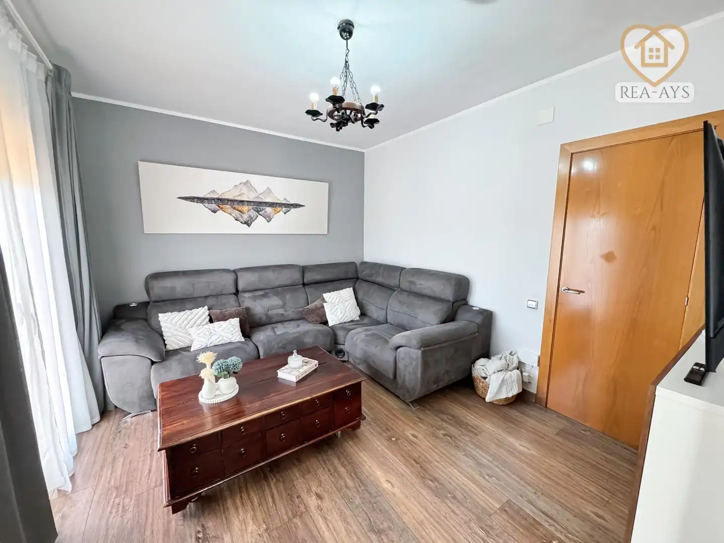 Sala d'estar de Casa o xalet en venda en Olesa de Bonesvalls amb Calefacció, Jardí privat i Parquet