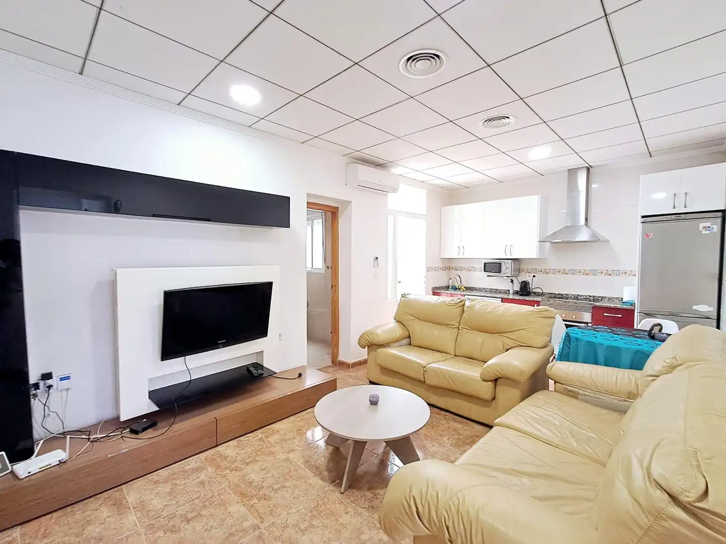 Sala de estar de Piso en venta en Águilas con Aire acondicionado, Calefacción y Amueblado