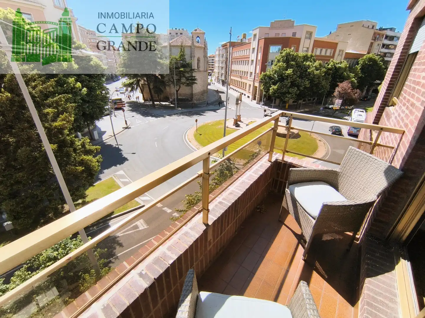 Vista exterior de Piso en venta en Palencia con Calefacción, Parquet y Terraza