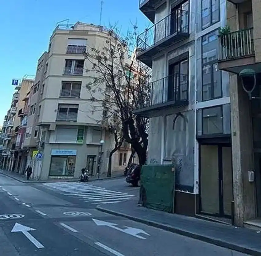 Apartament amb ascensor en venda a ESTANISLAU FIGUERES 35, imagen 2