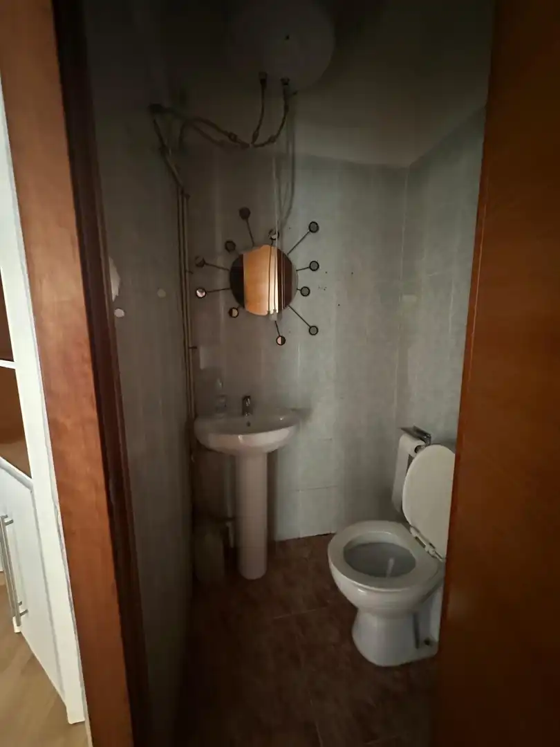 Bathroom of Commercial properties for rent in Zaragoza