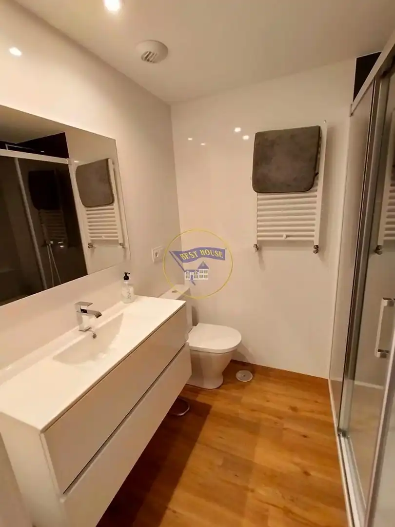 Estudio de alquiler en Calle URZAIZ, Casablanca - Calvario