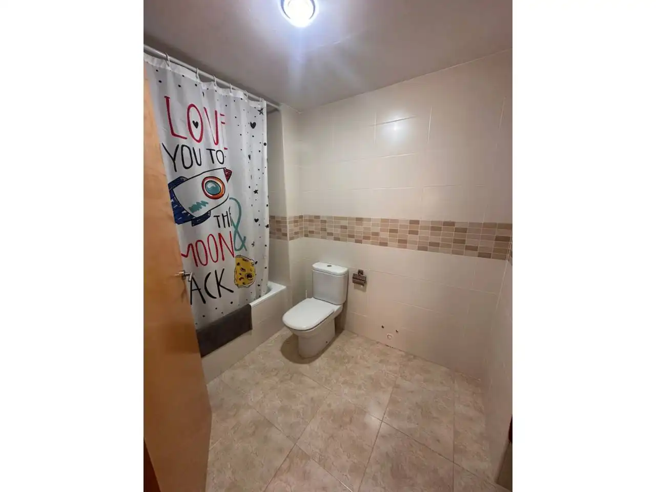 Bathroom of Flat for sale in Vila-seca  with Air Conditioner, Heating and Parquet flooring