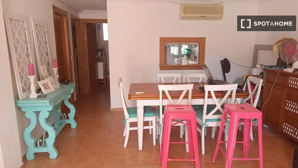 Room in Los Narejos - Punta Calera