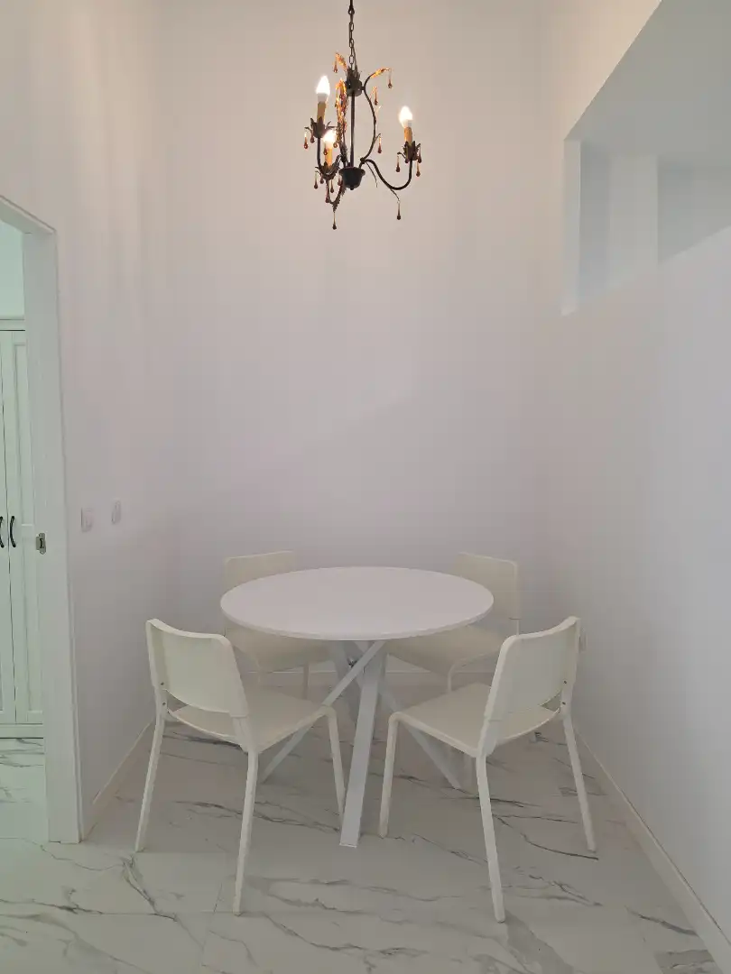 Estudio de alquiler en Calle Maestro Guerrero, 11, Parque Ayala - Jardín de la Abadía - Huelín