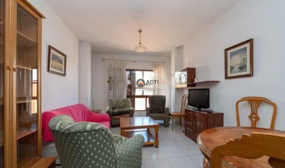 Sala de estar de Ático en venta en Cáceres Capital con Aire acondicionado, Calefacción y Terraza