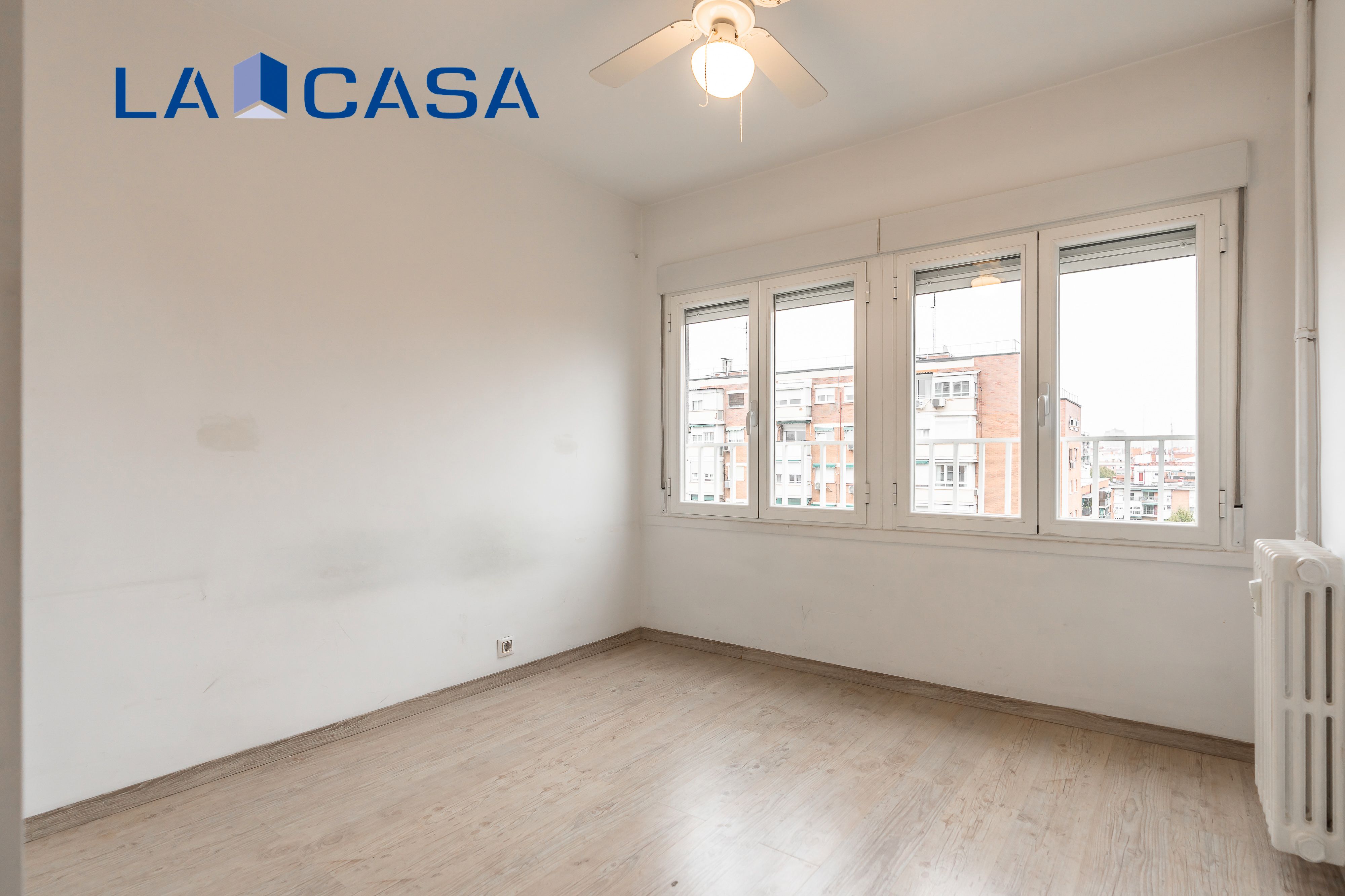 Bedroom of Flat for sale in  Madrid Capital  with Heating and Terrace