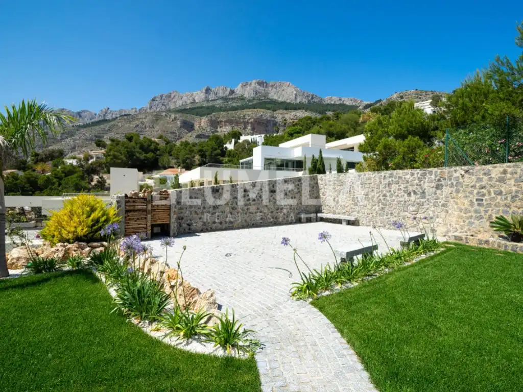 Houses for sale in Altea la Vella