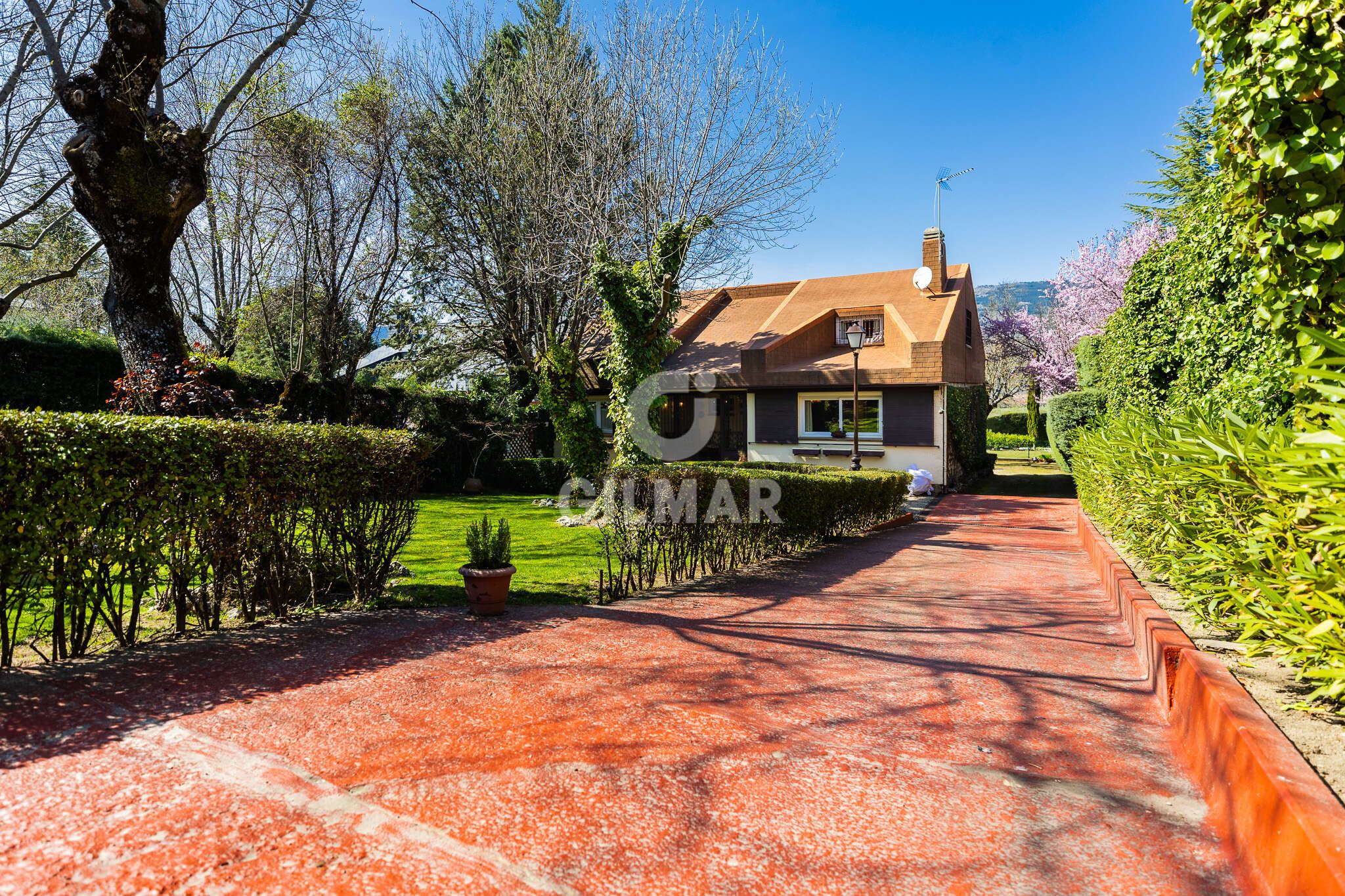 Garten von Einfamilien-Reihenhaus zum Verkauf in Los Molinos mit Heizung, Privatgarten und Schwimmbad