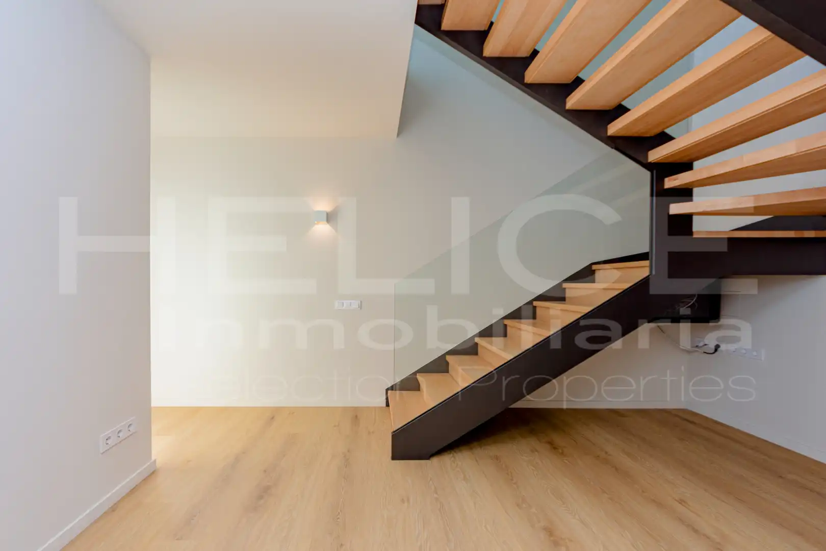 Haus oder Chalet zum Verkauf in Calle Mar de China, Torre en Conill - Cumbres de San Antonio