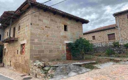 Vista exterior de Casa adosada en venda en Berzosilla