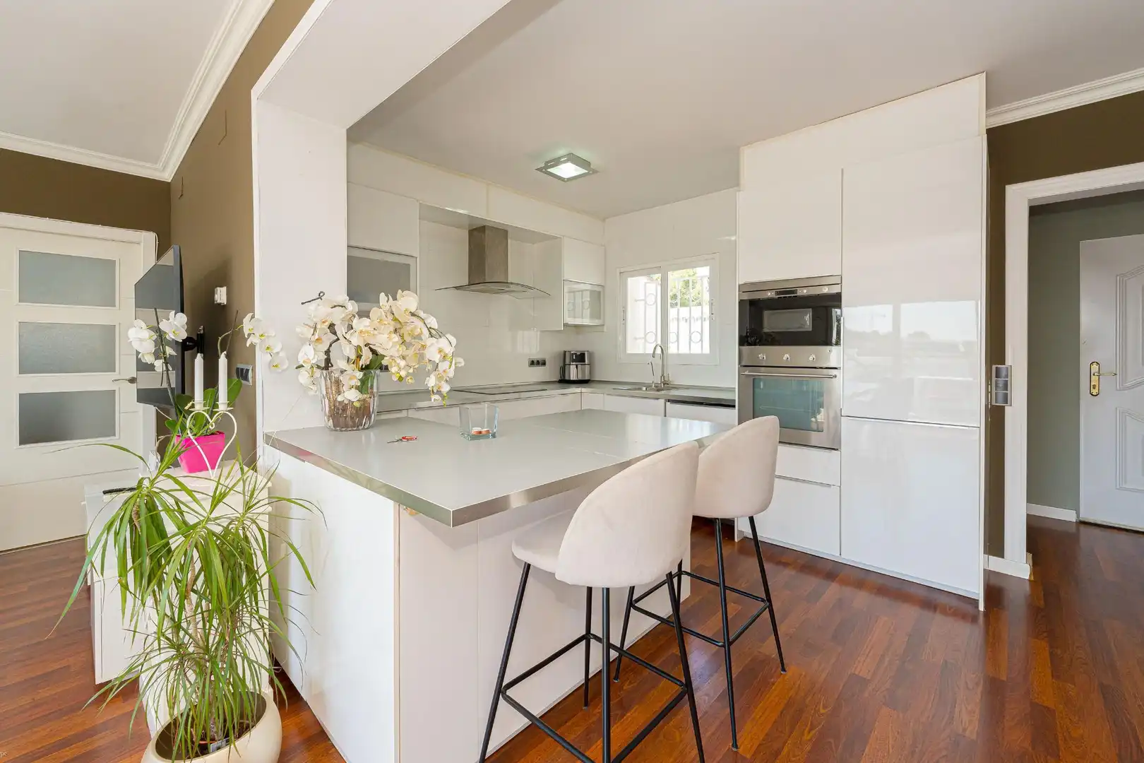 Cocina de Casa o chalet en venta en La Nucia con Aire acondicionado, Calefacción y Jardín privado