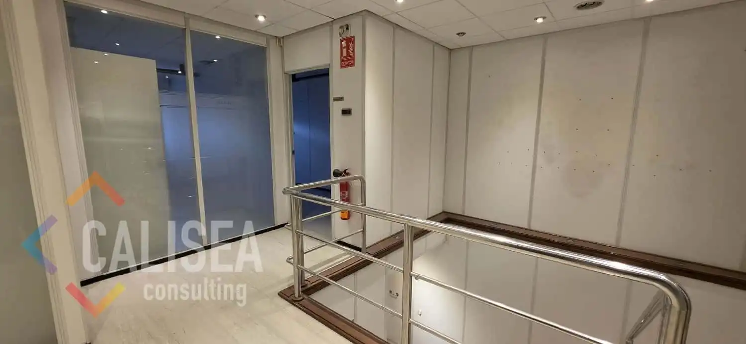 Nave industrial de alquiler en Sabadell