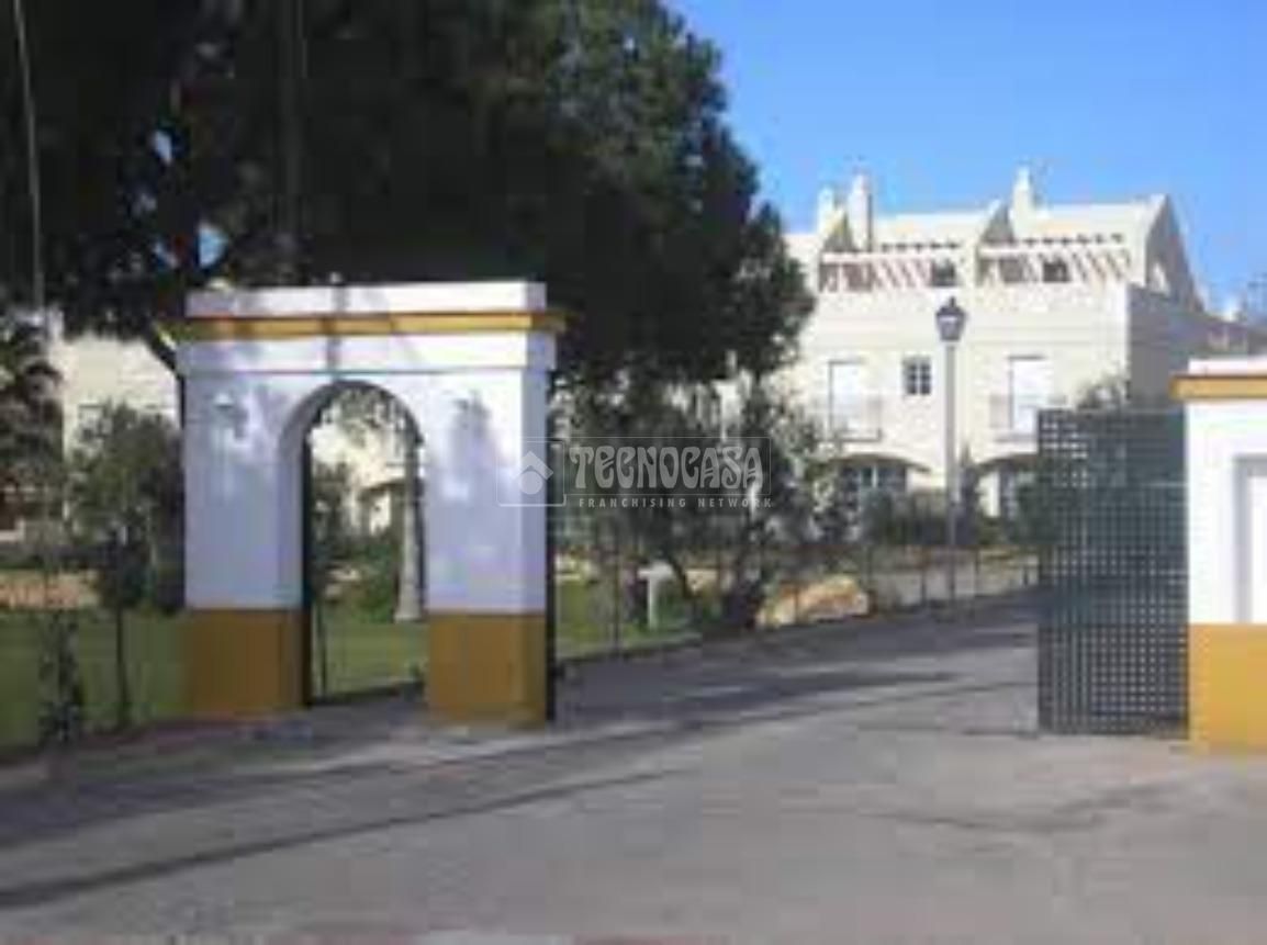 Vista exterior de Casa adosada en venda en Aznalcázar