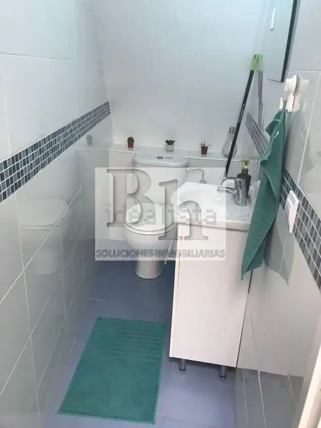 Bathroom of Houses for sale in Málaga  with Air Conditioner, Terrace and Furnished