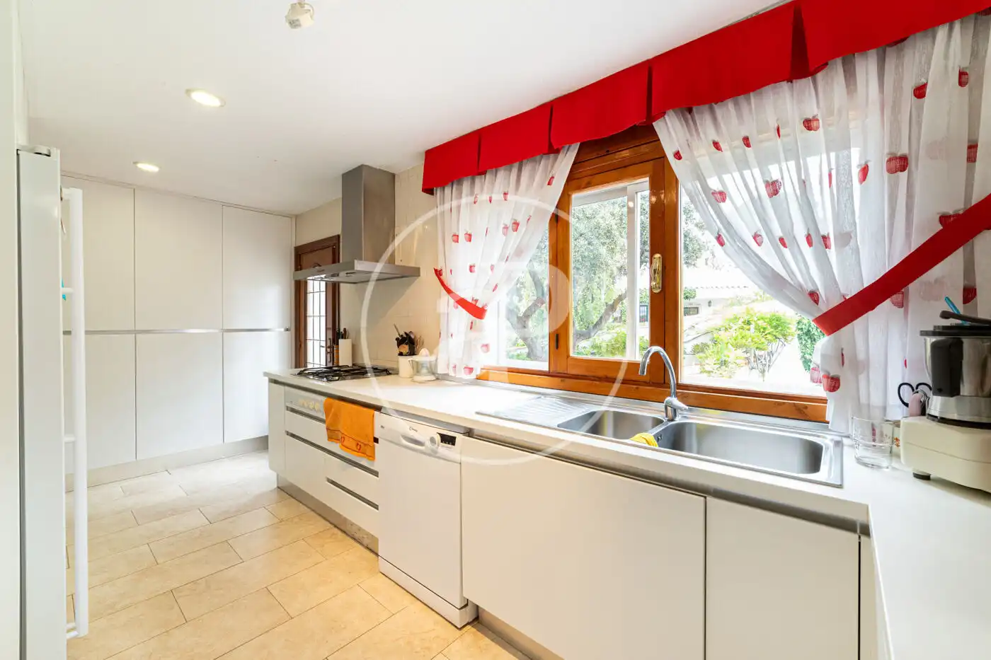 Cocina de Casa o chalet en venta en Algete con Aire acondicionado, Calefacción y Jardín privado