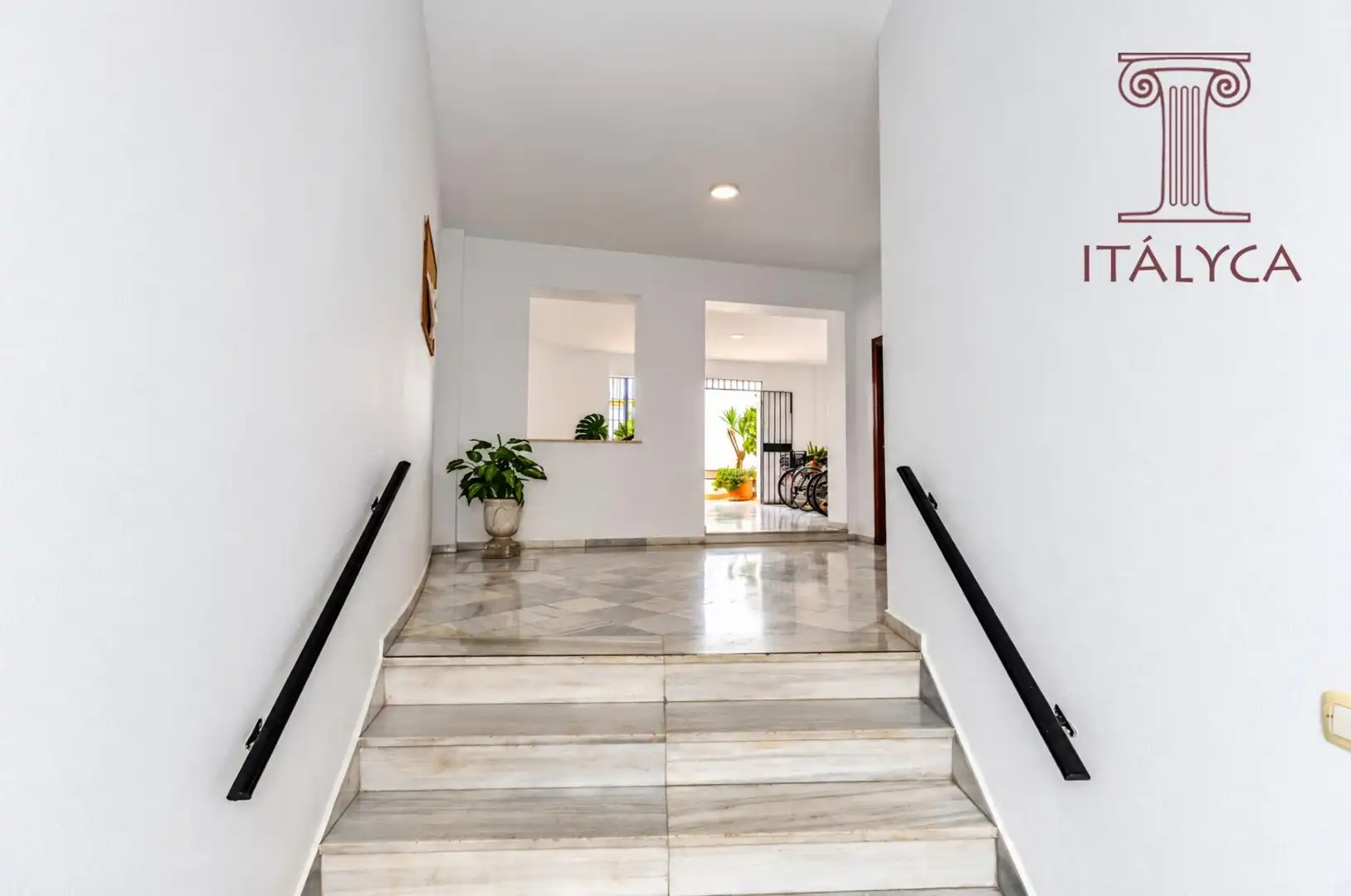 Flat with lift for sale in Calle POZO, imagen 41