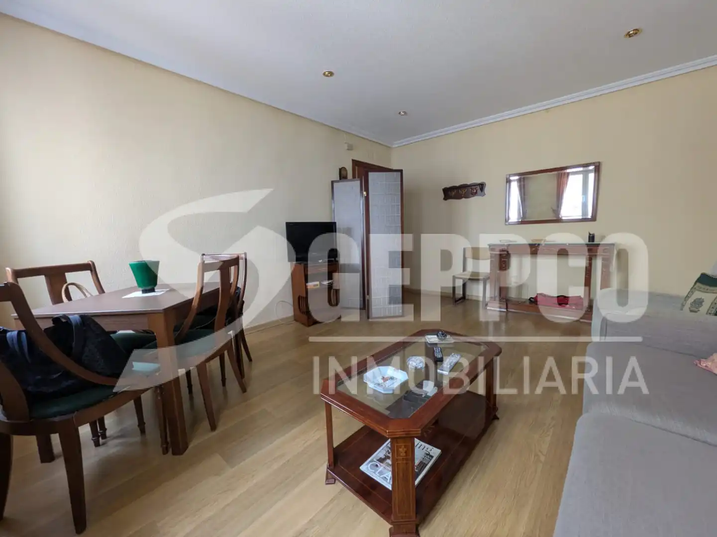 Sala de estar de Piso de alquiler en Madrid con Aire acondicionado, Calefacción y Amueblado