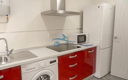 Kitchen of Flat for sale in Linares  with Air Conditioner, Furnished and Oven