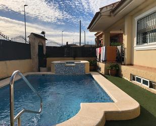 Swimming pool of House or chalet for sale in Almoradí  with Air Conditioner, Heating and Private garden