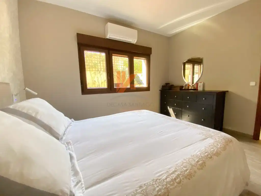 Dormitori de Casa o xalet en venda en Porto do Son amb Aire condicionat, Terrassa i Rentadora