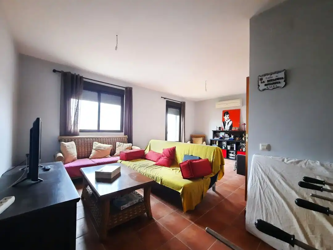 Living room of Detached homes for sale in Escalona  with Air Conditioner, Heating and Storage room