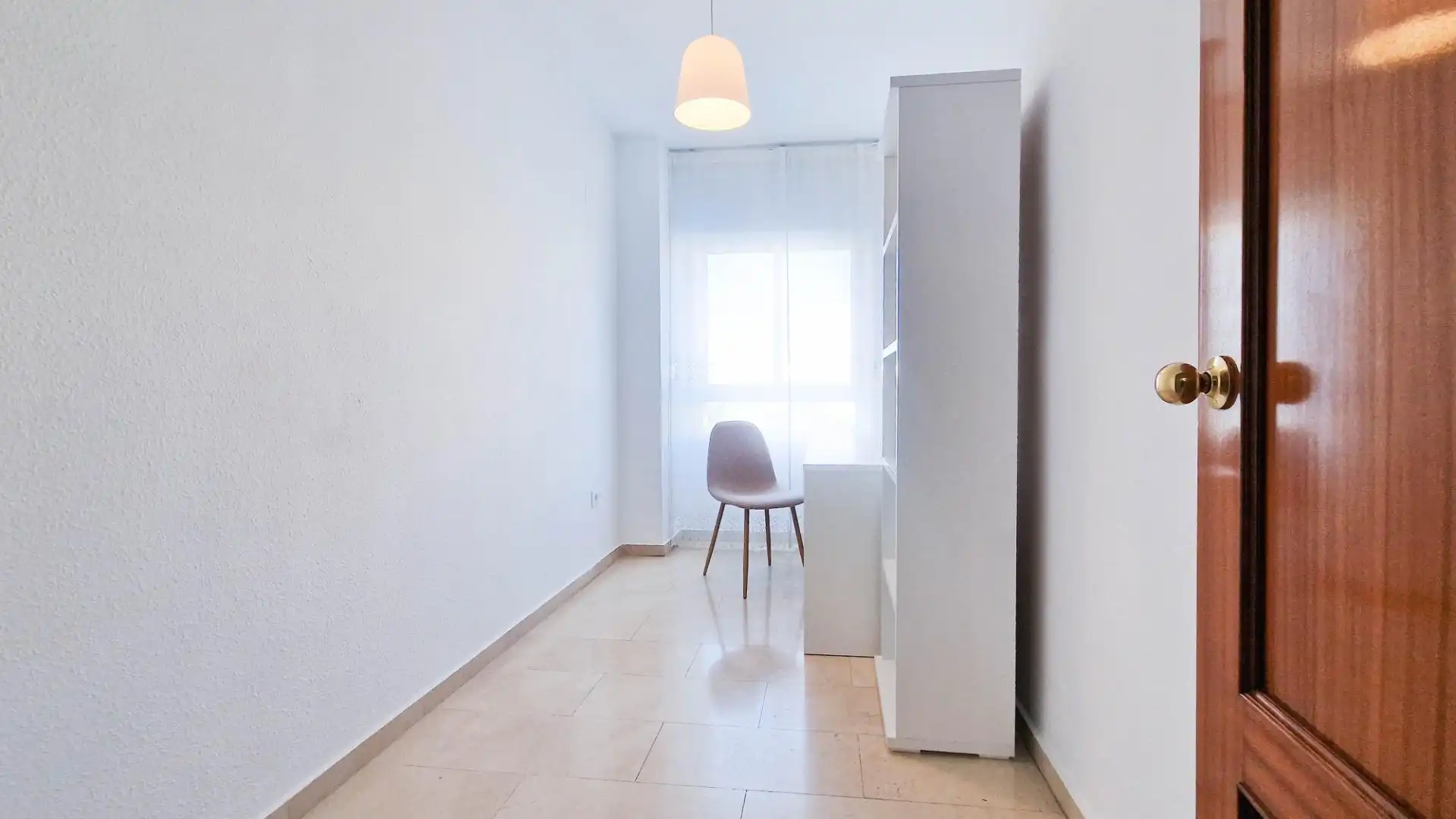 Habitación de Apartamento de alquiler en Badajoz con Amueblado