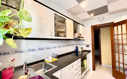 Kitchen of Flat for sale in Mataró  with Air Conditioner and Heating