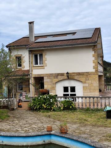 Casa-chalet en Venta en Güemes