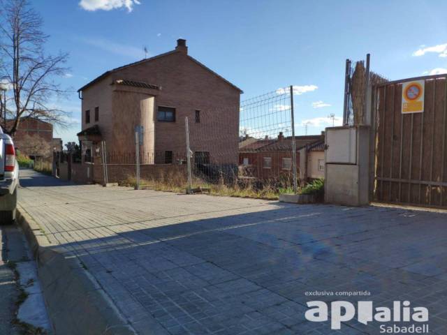 Terreno industrial en Venta en Sentmenat