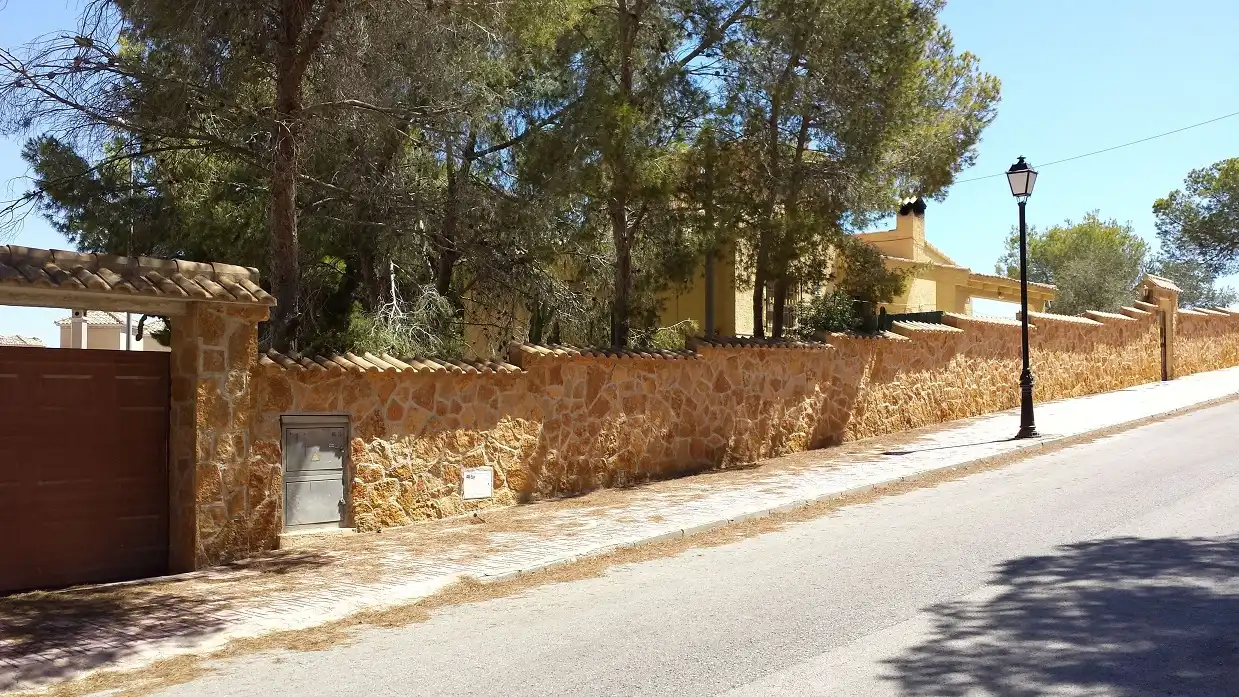 Villa mit Terrasse zum Verkauf in Calle Trevinca 4, imagen 8
