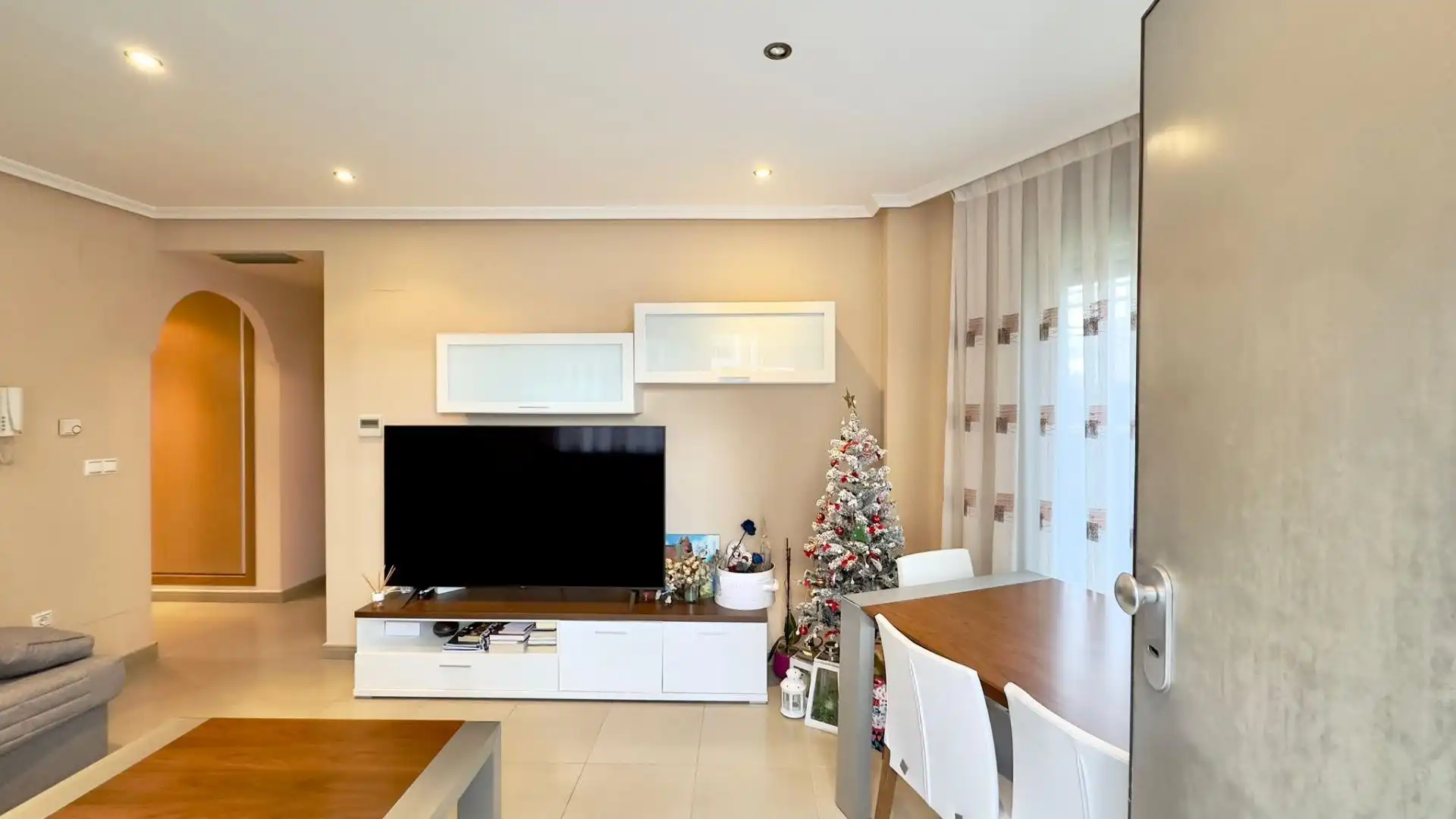 Wohnzimmer von Gebäude zum Verkauf in Torrevieja