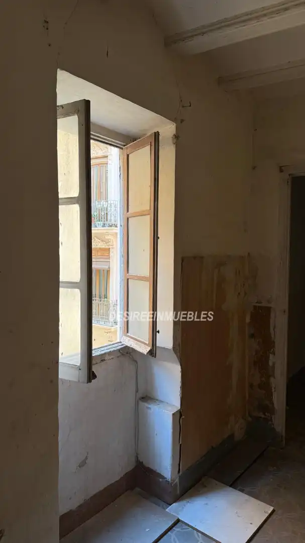 Dormitori de Pis en venda en Valencia amb Balcó