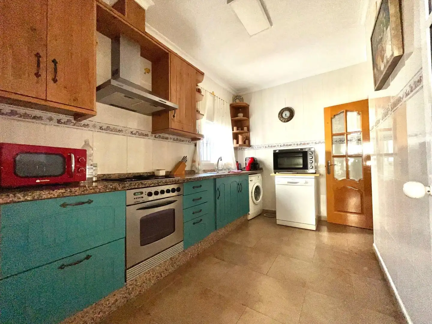 Kitchen of Detached homes for sale in Málaga  with Private garden, Terrace and Storage room
