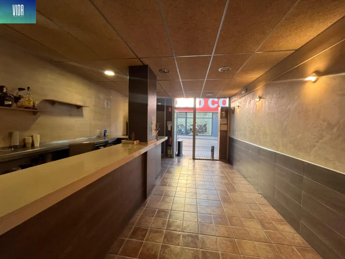 Local comercial en venda a Carrer SANT CRISTOFOL 12, imagen 8