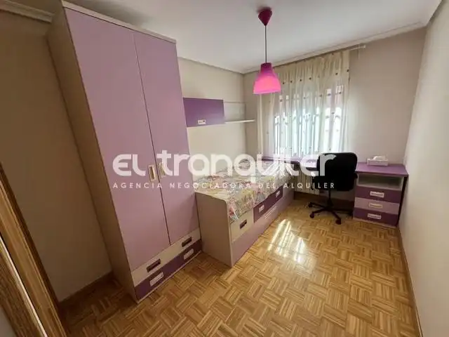 Habitación de Piso de alquiler en Parla con Aire acondicionado, Piscina y Amueblado