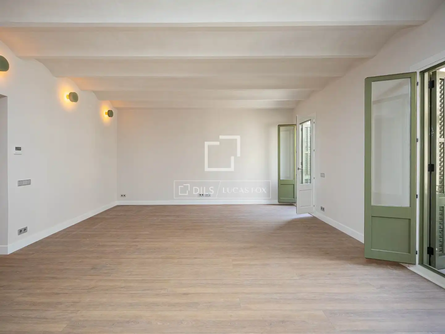 Sala de estar de Piso en venta en Barcelona con Aire acondicionado, Parquet y Balcón
