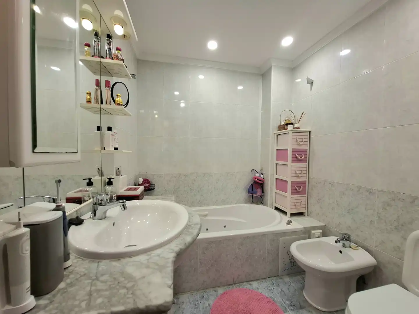 Bathroom of Flat for sale in Mos  with Heating, Private garden and Storage room