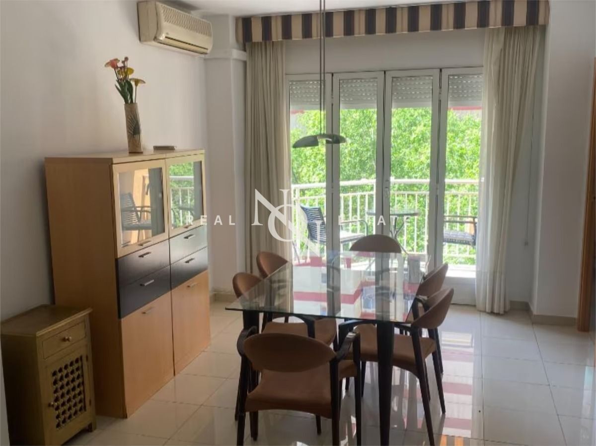 Dining room of Flat to rent in  Valencia Capital  with Air Conditioner, Terrace and Furnished