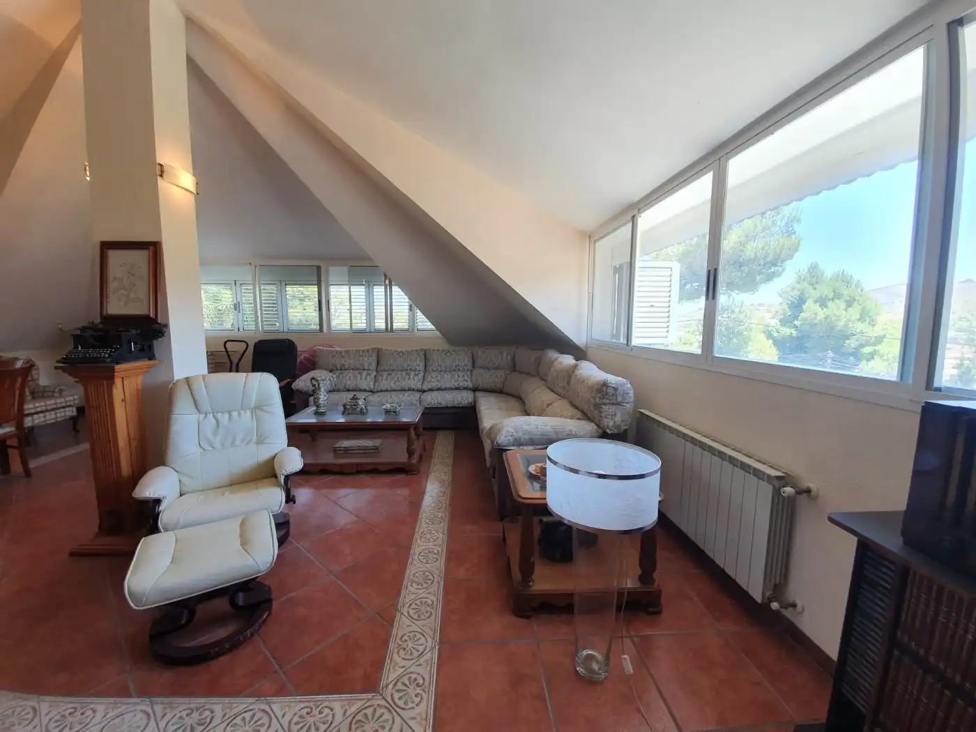 Sala de estar de Casa o chalet en venta en Chiva con Calefacción, Jardín privado y Terraza