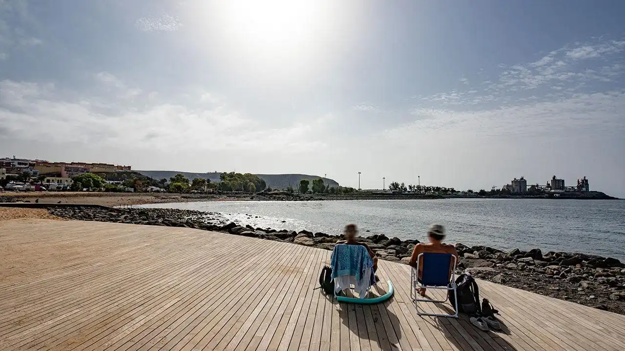 Terrasse von Wohnungen zur Miete in Mogán mit Klimaanlage, Terrasse und Möbliert
